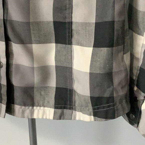 COLUMBIA SPORTSWEAR Omni-Wick Shirt - Picture 7 of 10